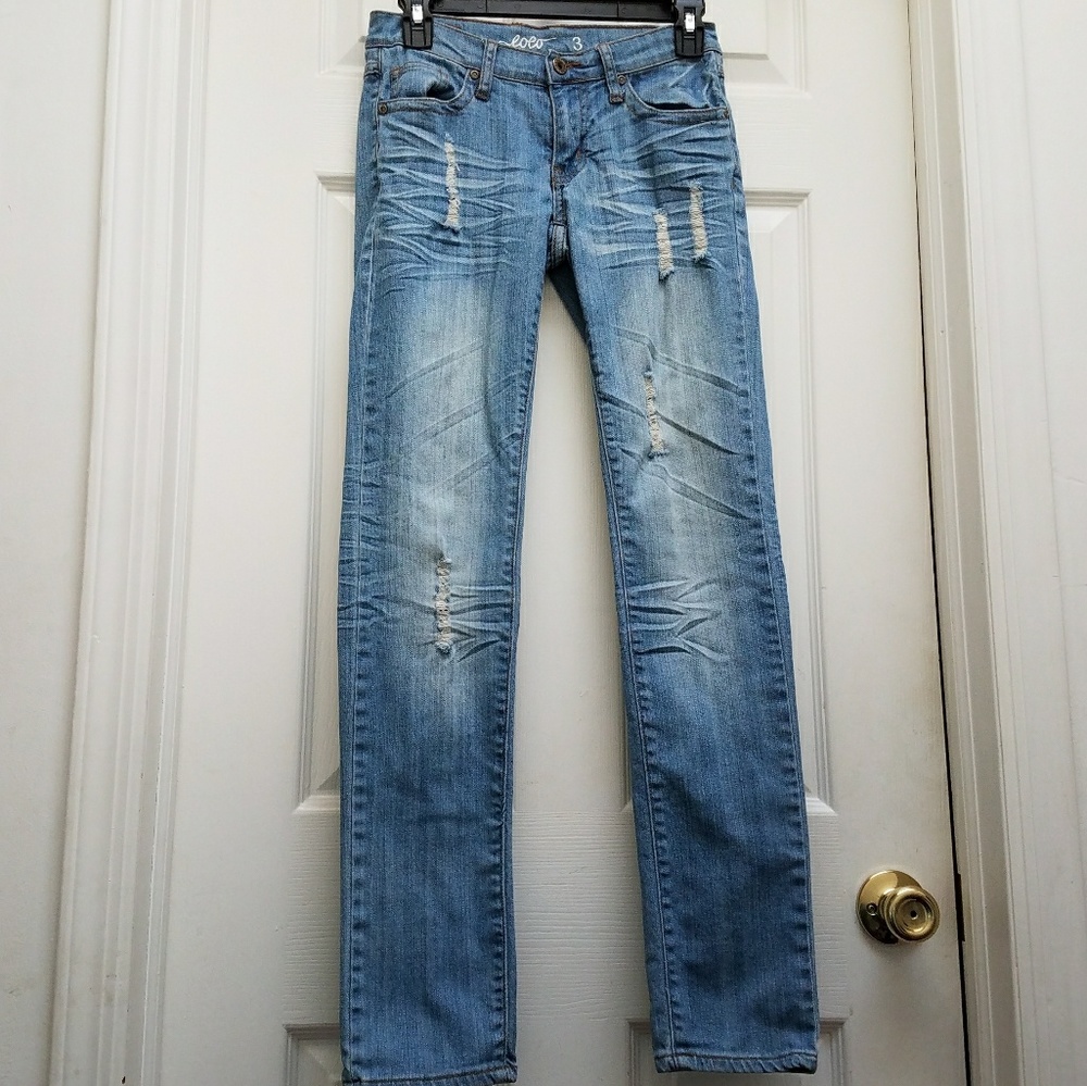 🔔Distressed Jeans👖